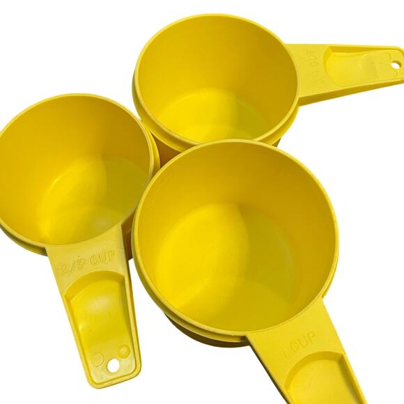 Tupperware Measuring Cups Yellow Nest Stackable Lot x5 761 762 763 764 Vintage - Picture 7 of 13